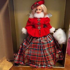 1996 Jewel Princess Barbie Holiday Plaid Doll in Red Velvet Coat NIB